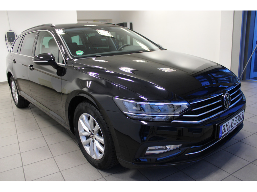 Passat Variant 2.0 TDI Business DSG *NAV,AHK,LED,APP,ACC*