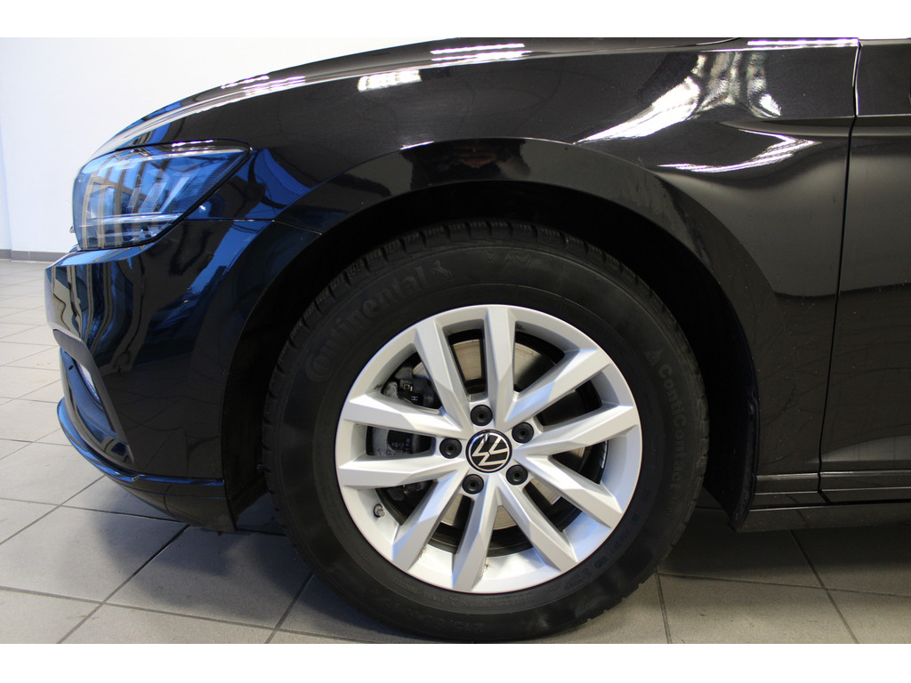 Passat Variant 2.0 TDI Business DSG *NAV,AHK,LED,APP,ACC*