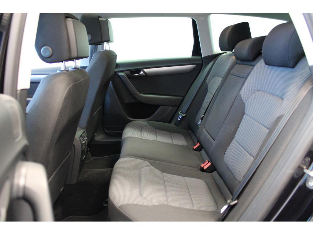 Passat Variant 2.0l TDI Comfortline *Gewerbe/Export, BiXenon,Klima,SHZ