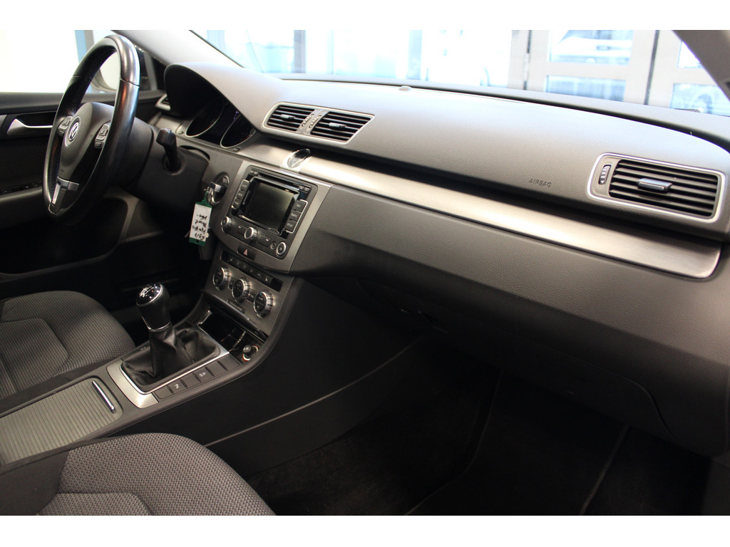 Passat Variant 2.0l TDI Comfortline *Gewerbe/Export, BiXenon,Klima,SHZ