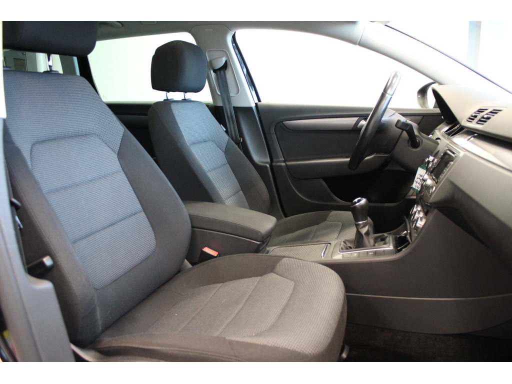 Passat Variant 2.0l TDI Comfortline *Gewerbe/Export, BiXenon,Klima,SHZ