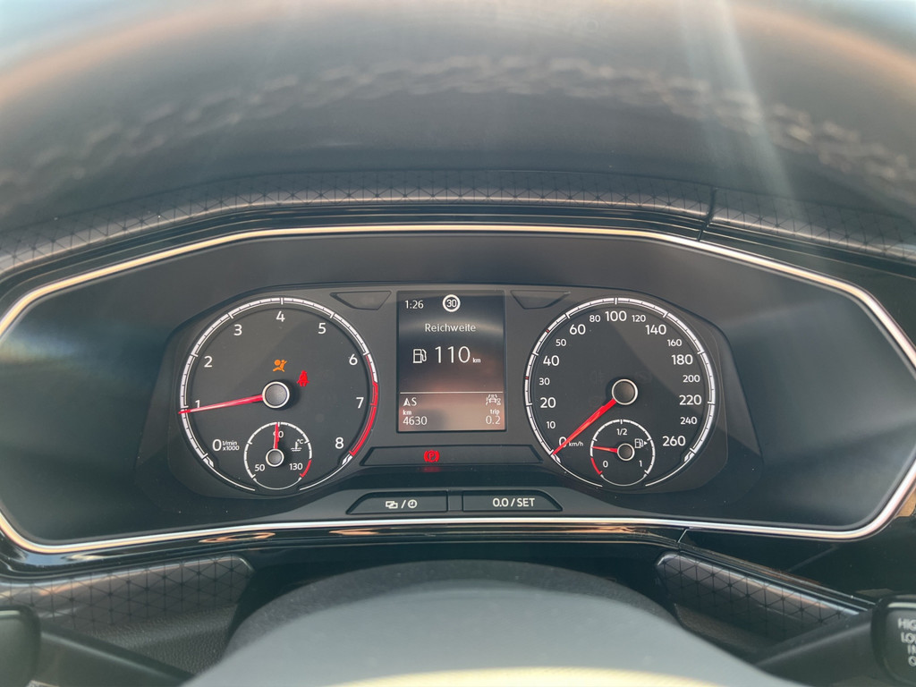T-Cross 1.0l TSI Style OPF *NAV*Licht+Sicht*ACC*R.-Kamera*LED*APP-Conn