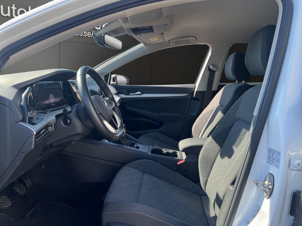 Golf VIII 1.5l TSI Life *Licht+Sicht,SHZ,ACC,NAV,KeylessStart*