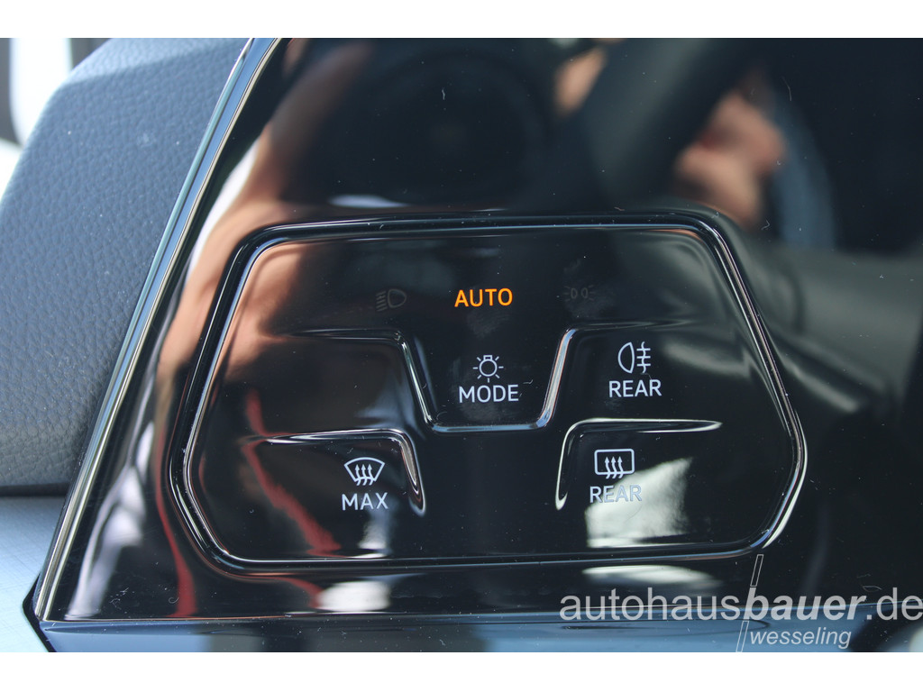 Golf VIII 1.5l TSI Life *Licht+Sicht,SHZ,ACC,NAV,KeylessStart*
