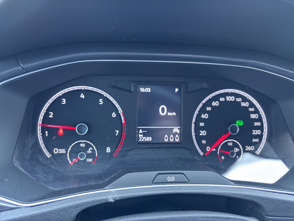 T-Roc 1.5l TSI DSG Sport *NAV, APP, SHZ, Klimaauto. 2-Zonen, SHZ, Lich