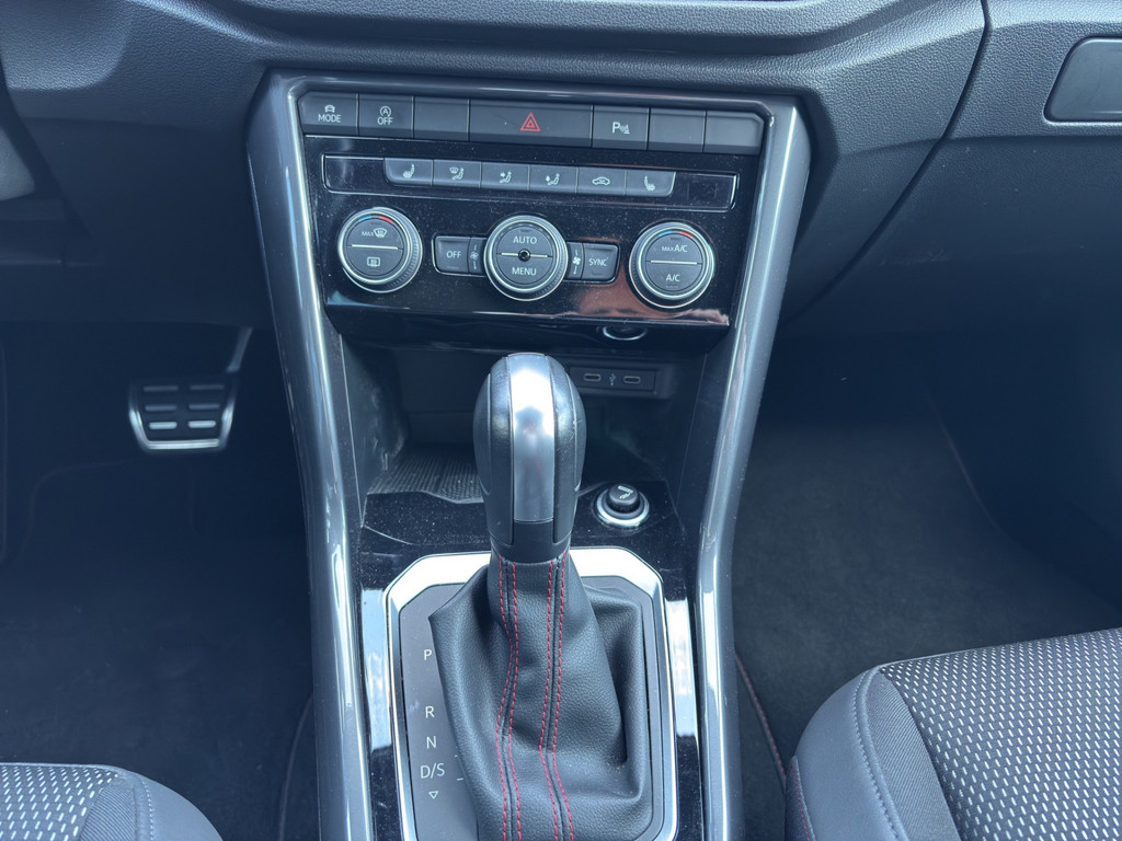 T-Roc 1.5l TSI DSG Sport *NAV, APP, SHZ, Klimaauto. 2-Zonen, SHZ, Lich