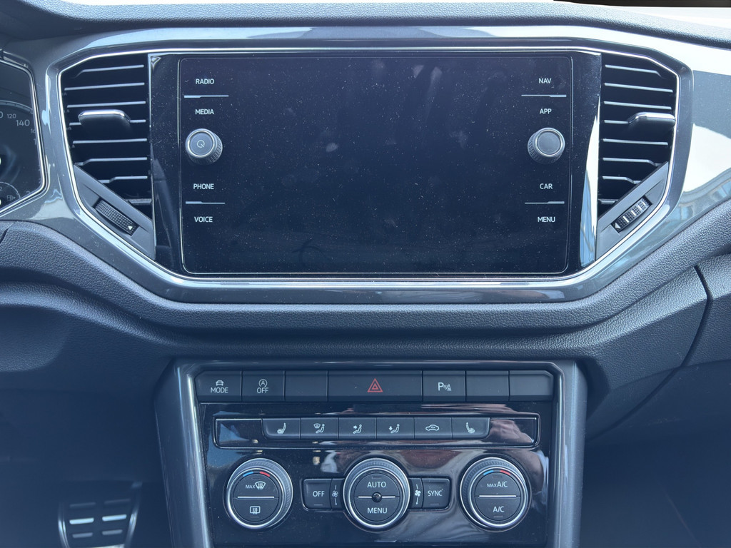 T-Roc 1.5l TSI DSG Sport *NAV, APP, SHZ, Klimaauto. 2-Zonen, SHZ, Lich