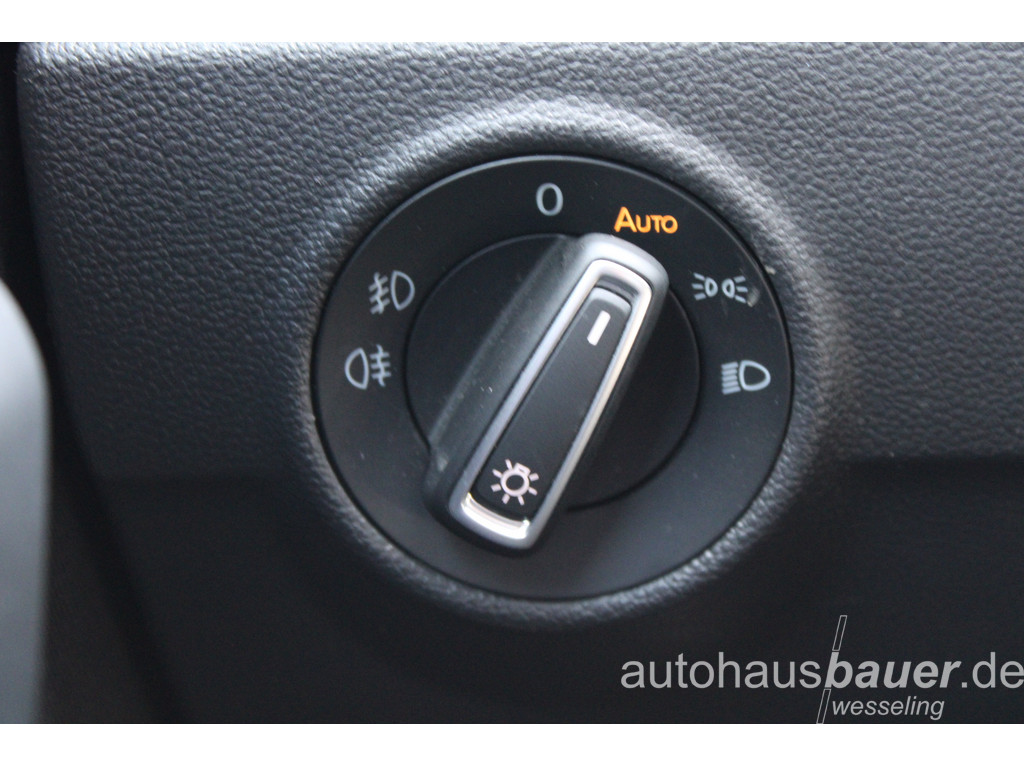 T-Roc 1.5l TSI DSG Sport *NAV, APP, SHZ, Klimaauto. 2-Zonen, SHZ, Lich