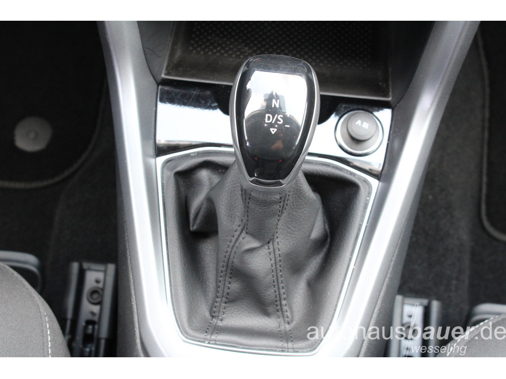 T-Cross 1.0 TSI Active DSG *NAV, APP, ACC, R.-Kamera, 2-Zonen Klim