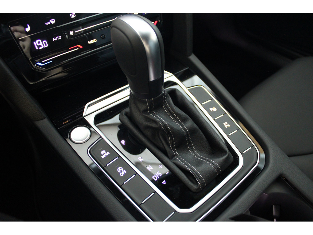 Arteon 2,0l R-Line 4Motion *IQLED,APP,ACC,AWD*