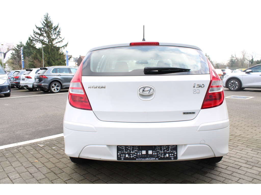 i30 1.6 CRDi DPF Classic *Gewerbe/Export,Klima,ZV,Isofix*