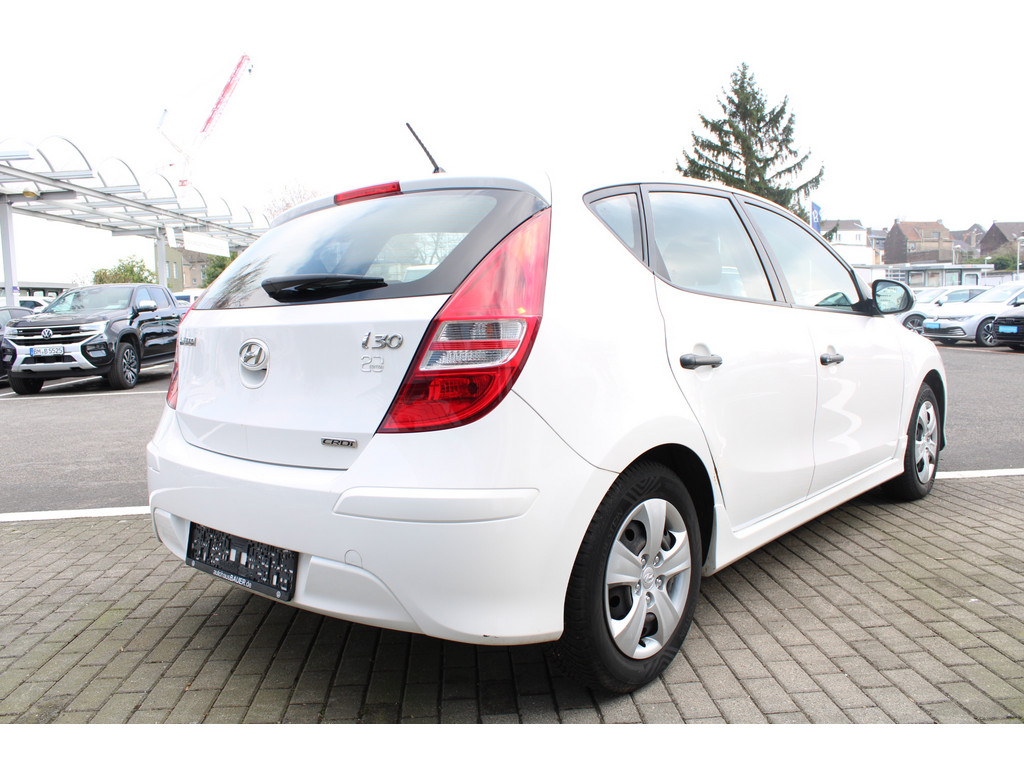 i30 1.6 CRDi DPF Classic *Gewerbe/Export,Klima,ZV,Isofix*