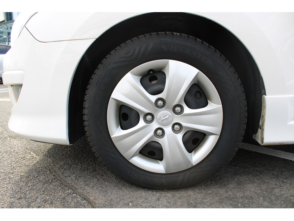 i30 1.6 CRDi DPF Classic *Gewerbe/Export,Klima,ZV,Isofix*