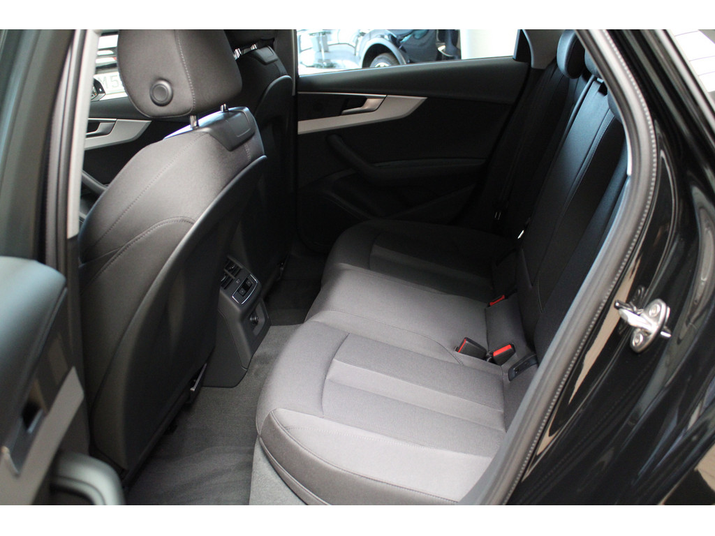 A4 Avant 40 2.0 TFSI Avant S line *AudiMMI,NAV,LED,KlimaAuto,*