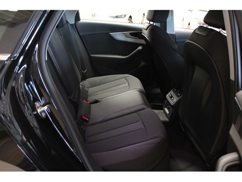 A4 Avant 40 2.0 TFSI Avant S line *AudiMMI,NAV,LED,KlimaAuto,*