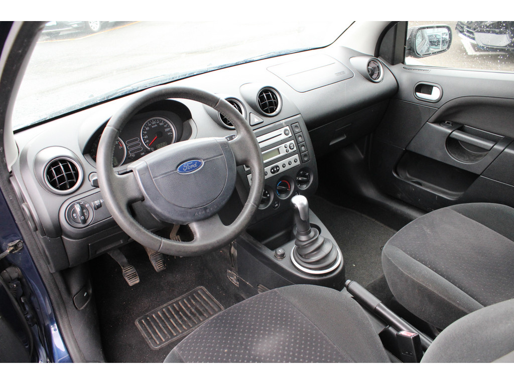 Fiesta 1.4l Ghia *Gewerbe/Export,WSS-beheizbar,Gurtstraffer,ZV-FB,Klim