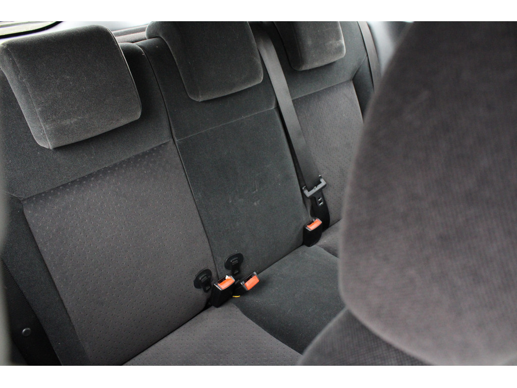 Fiesta 1.4l Ghia *Gewerbe/Export,WSS-beheizbar,Gurtstraffer,ZV-FB,Klim