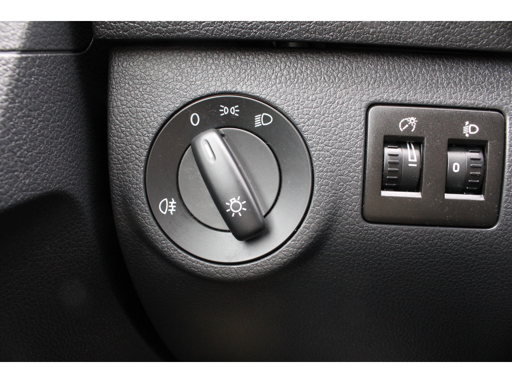 Caddy 2.0l TDI Kasten *Halogen,ZV mit FB,SCRSystem*