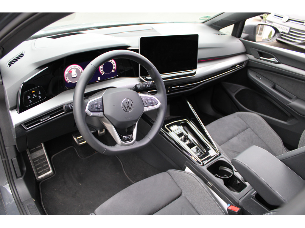 Golf VIII 1.5l eTSI Edition 50 *Licht+Sicht,Winterpaket,DCC,DigitalCoc