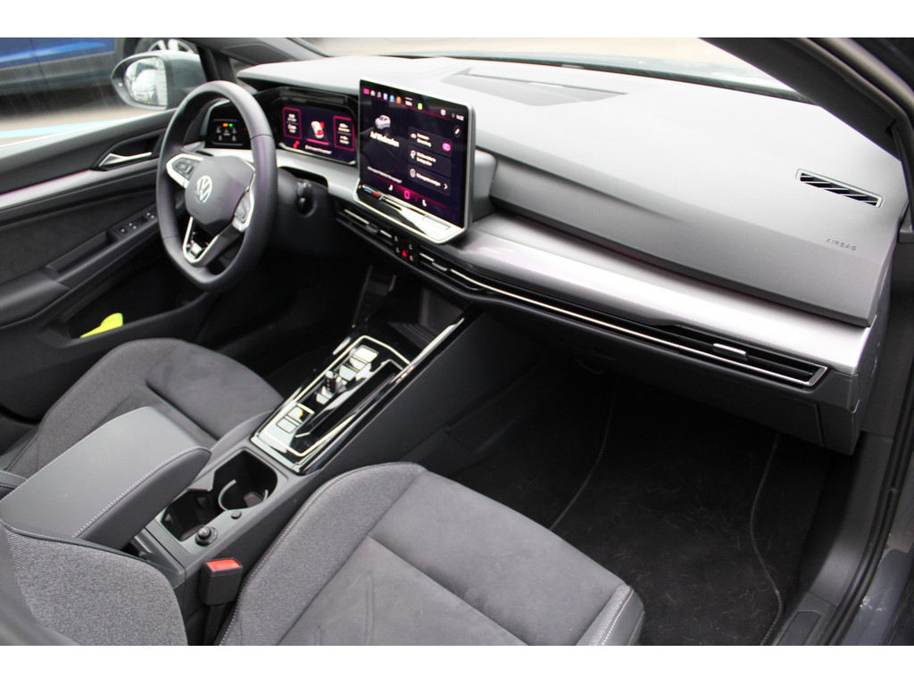 Golf VIII 1.5l eTSI Edition 50 *Licht+Sicht,Winterpaket,DCC,DigitalCoc