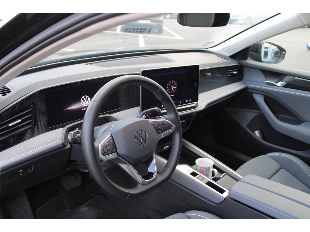 Passat Variant 1.5l eTSI Business *Winterpaket,LED,DigitalCockpit,ISOF