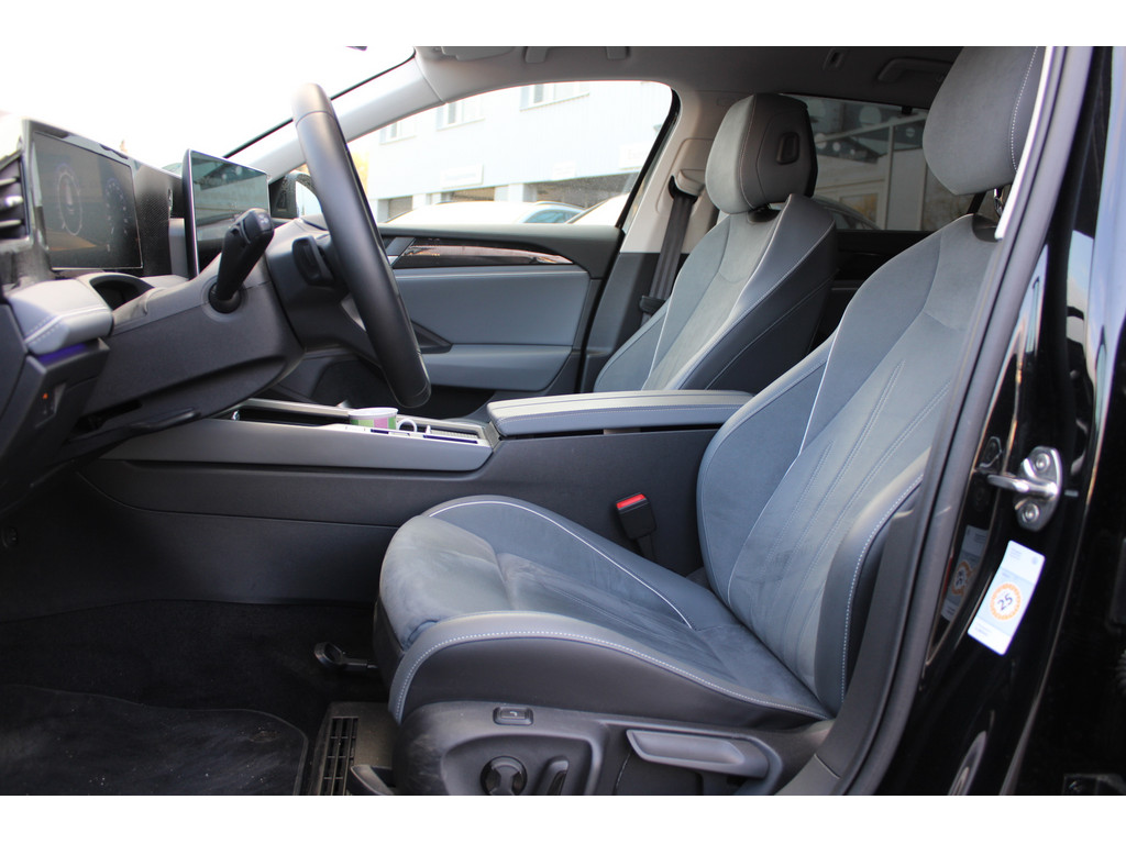 Passat Variant 1.5l eTSI Business *Winterpaket,LED,DigitalCockpit,ISOF