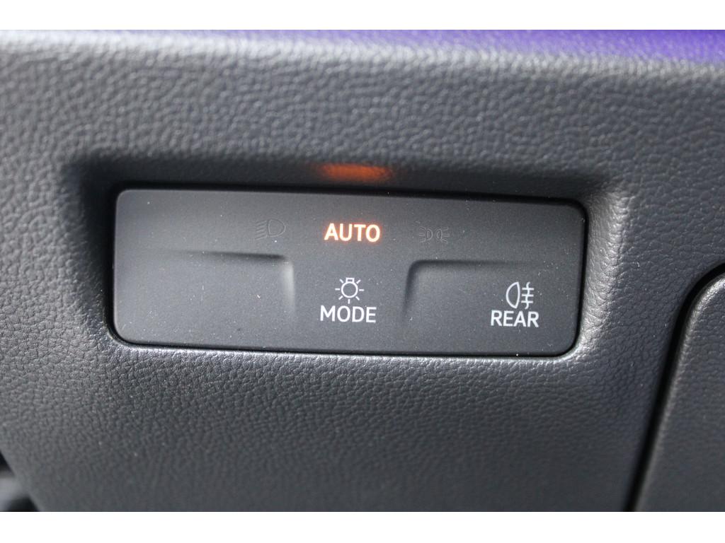 Passat Variant 1.5l eTSI Business *Winterpaket,LED,DigitalCockpit,ISOF