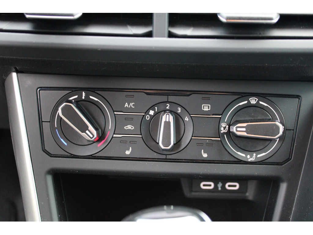 Polo 1.0l TSI Life *LightAssist, CarPlay*