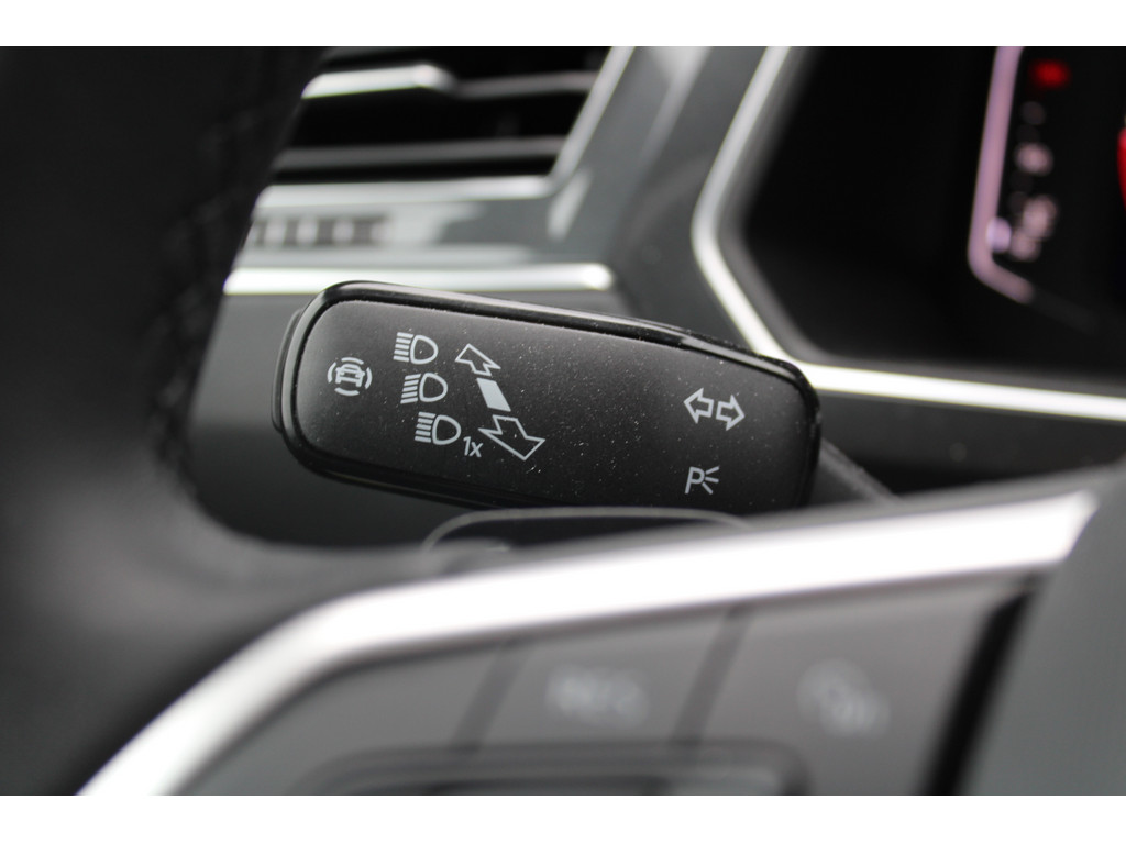Tiguan 2.0l TDI Life *CargoPaket,HeadUpDis,IQLightMatrixLED,SHZ,APP,3Z