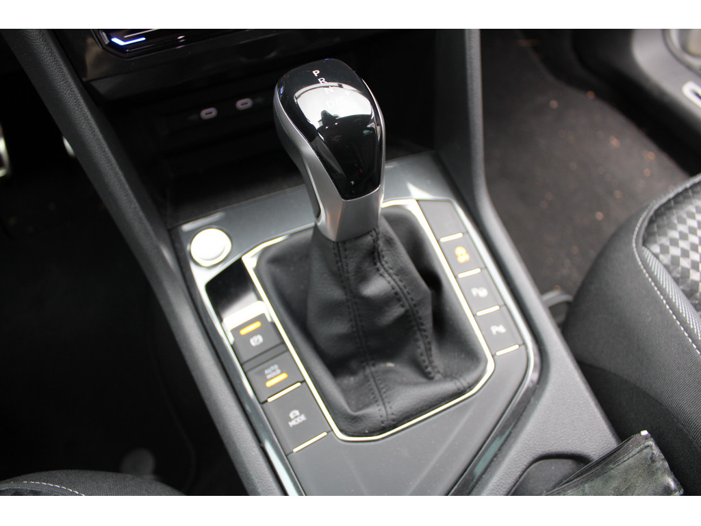 Tiguan 2.0l TDI Life *CargoPaket,HeadUpDis,IQLightMatrixLED,SHZ,APP,3Z