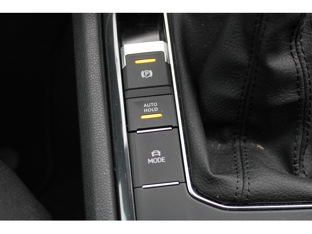 Tiguan 2.0l TDI Life *CargoPaket,HeadUpDis,IQLightMatrixLED,SHZ,APP,3Z