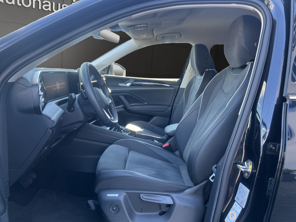 Tiguan 1.5 eTSI Elegance *IQLightHDMatrix,ACC,APP,3ZonenKlima*