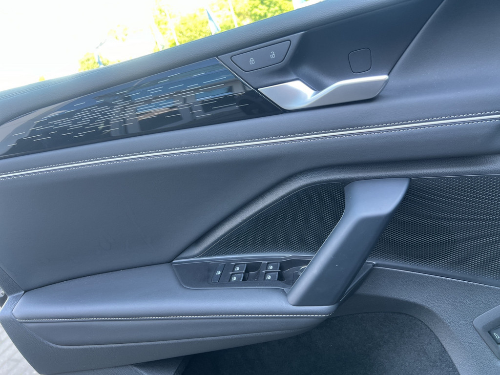 Tiguan 1.5 eTSI Elegance *IQLightHDMatrix,ACC,APP,3ZonenKlima*