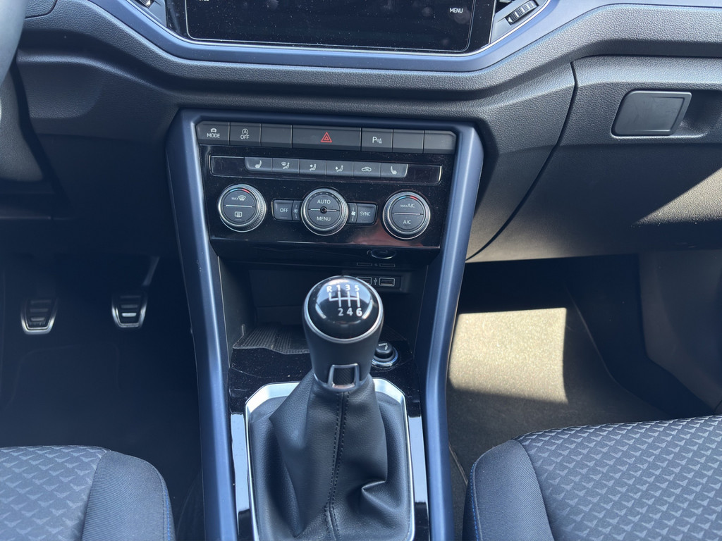 T-Roc 1.5l TSI Style R-Line *ACC,PDC,APP,AirCareKlima,SHZ,ISOFIX*