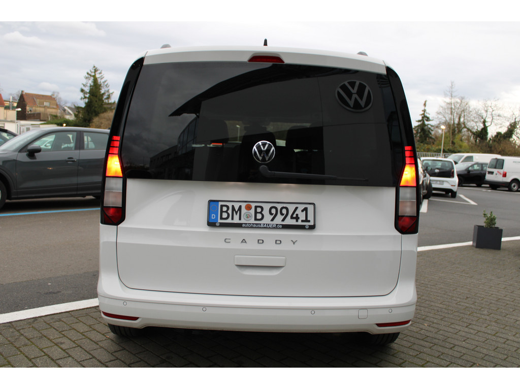 Caddy 5 Sitzer 2,0 TDI SCR Frontantrieb 6-Gang Radst.2755 mm *L