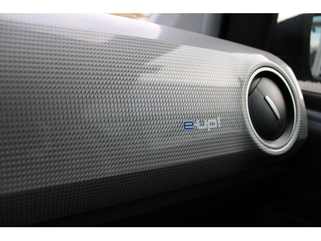 e-up! Edition 61 kW 83 PS 32,3 kWh 1-Gang-Automatik