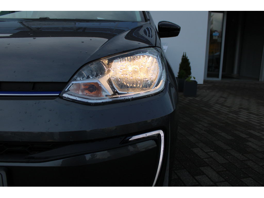 e-up! Edition 61 kW 83 PS 32,3 kWh 1-Gang-Automatik
