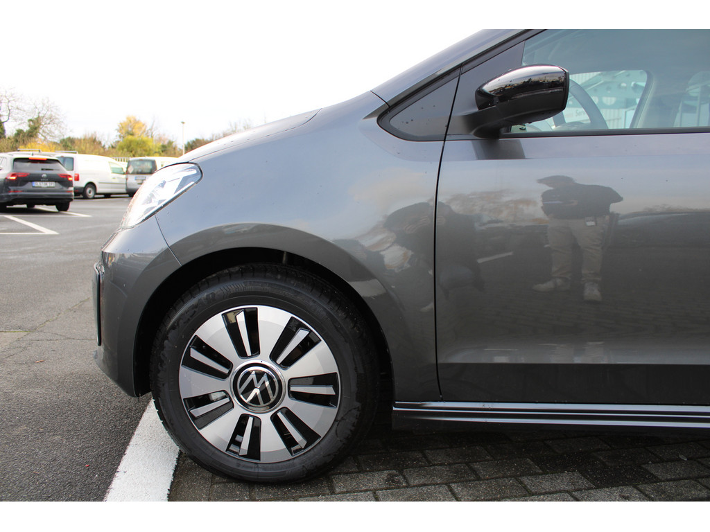 e-up! Edition 61 kW 83 PS 32,3 kWh 1-Gang-Automatik