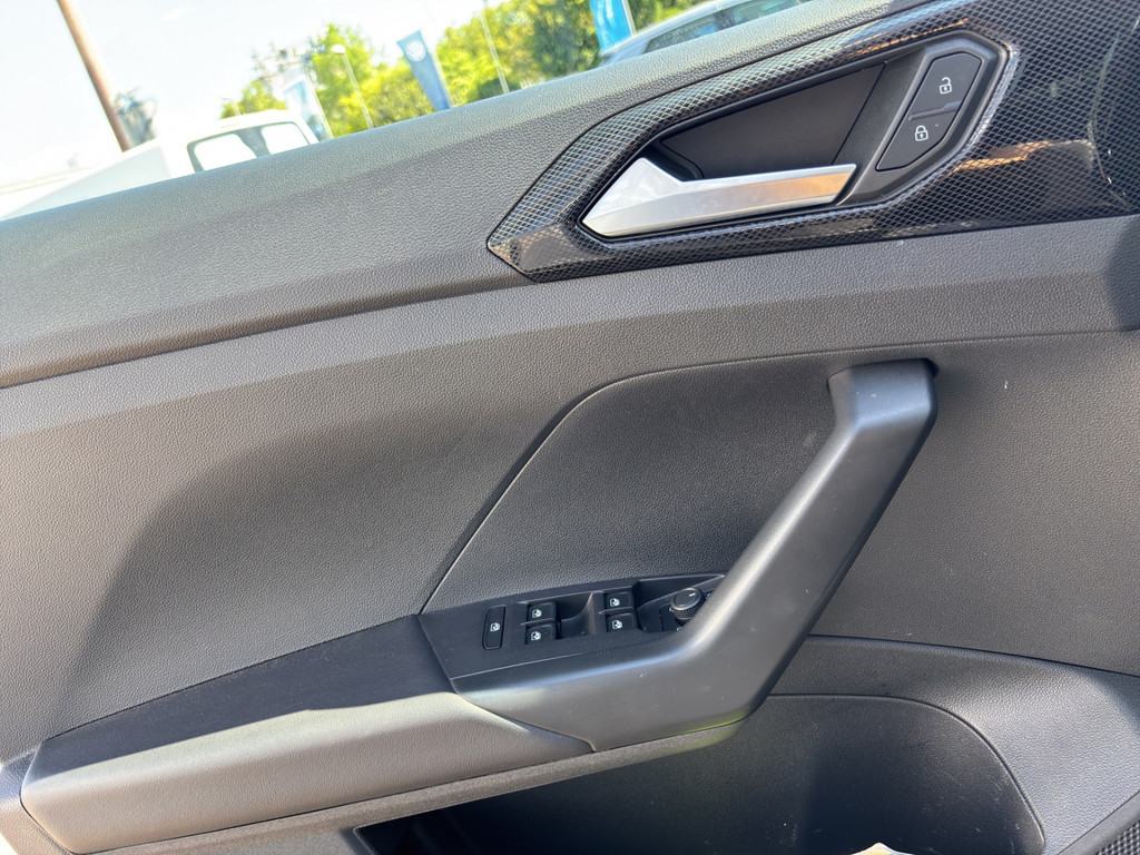 T-Cross 1.0l TSI Life *NAV,Licht&Sicht,SHZ,2-ZonenKlima,R.Kamera,D