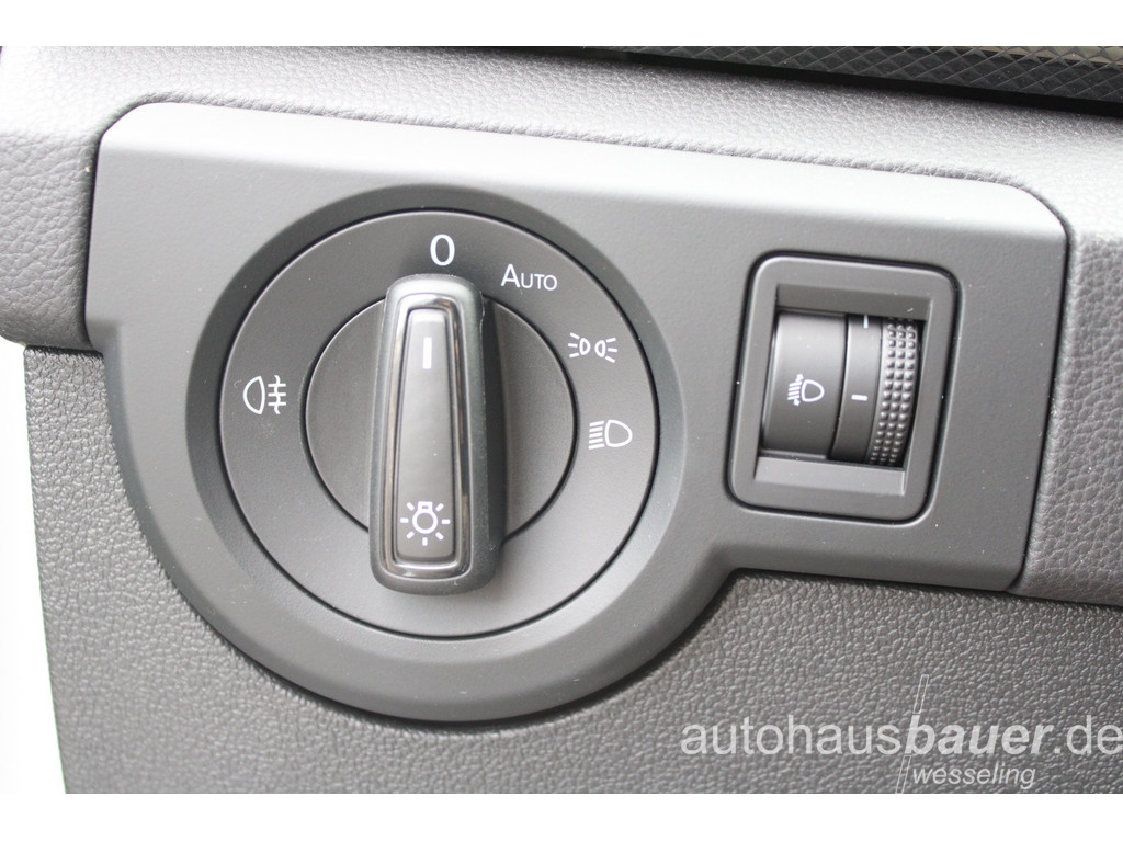 T-Cross 1.0l TSI Life *NAV,Licht&Sicht,SHZ,2-ZonenKlima,R.Kamera,D