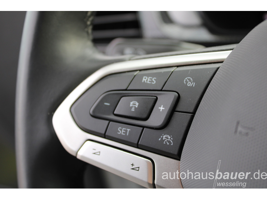 T-Cross 1.0l TSI Life *NAV,Licht&Sicht,SHZ,2-ZonenKlima,R.Kamera,D