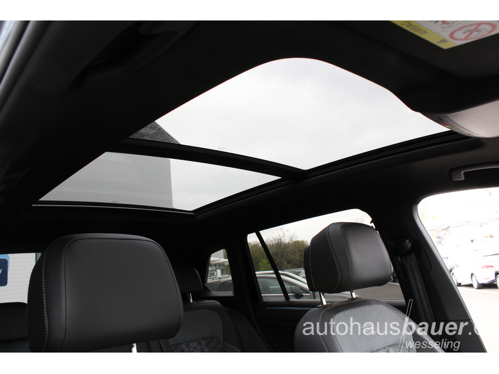 Tiguan 1.5l TSI R-Line *Pano,CargoPake,ACC,APP,NAV,EasyOpen,LED,3Zonen