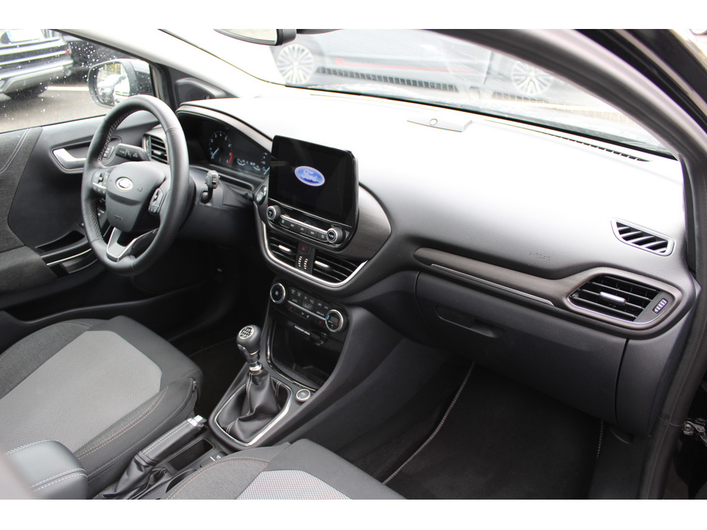 Puma 1.0l Titanium X *Pano,LED,Tot-Winkel,R.Kamera,SHZ,Park-Assist*