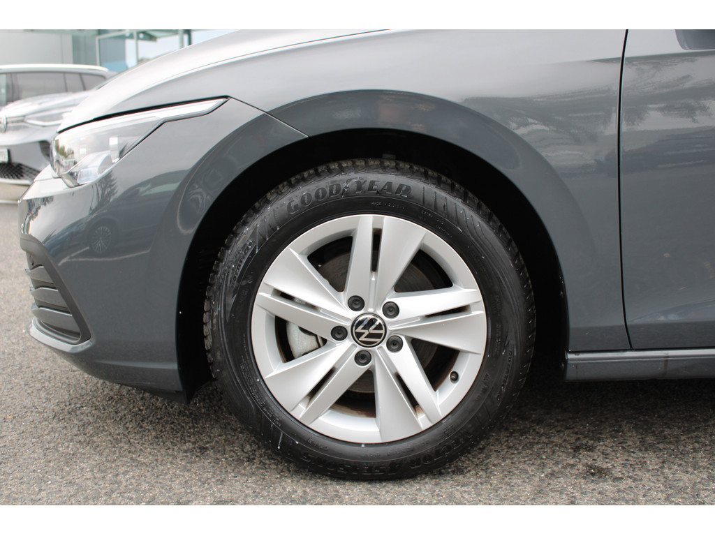 Golf VIII 1.5l TSI Life *WinterPaket,LED,WeConnect,AirCareKlima,Digita