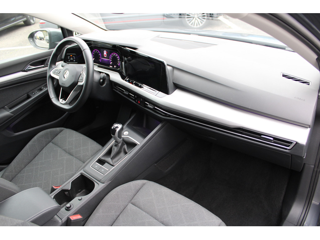 Golf VIII 1.5l TSI Life *WinterPaket,LED,WeConnect,AirCareKlima,Digita