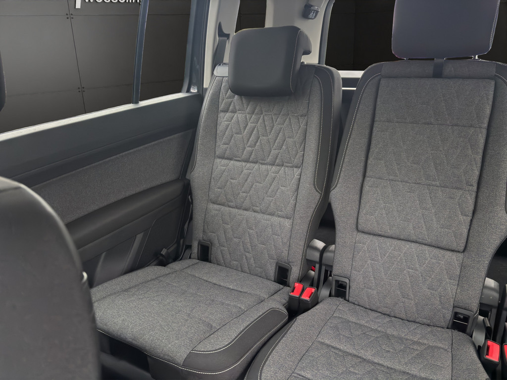 Touran 1.5l TSI Move *LED,ACC, TravelAssist*