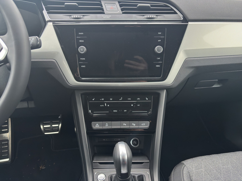 Touran 1.5l TSI Move *LED,ACC, TravelAssist*