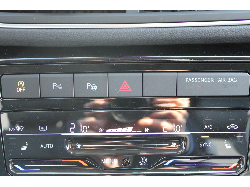 T-Cross 1.0 TSI 85 kW Style *2-ZonenKlim,APP,IQ Light,DigCockp*