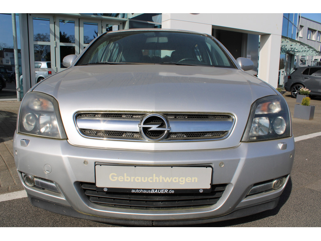 Signum 2.2l Elegance *Xenon,SitzPaket,Klima* * Gewerbe/Export *