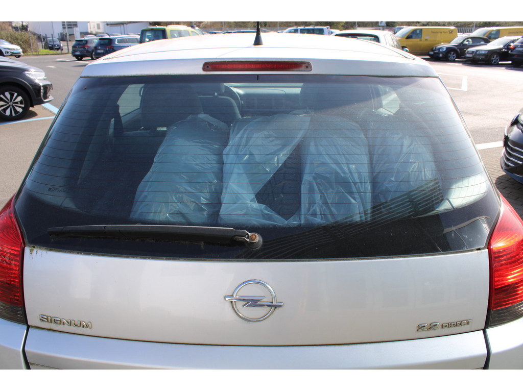 Signum 2.2l Elegance *Xenon,SitzPaket,Klima* * Gewerbe/Export *